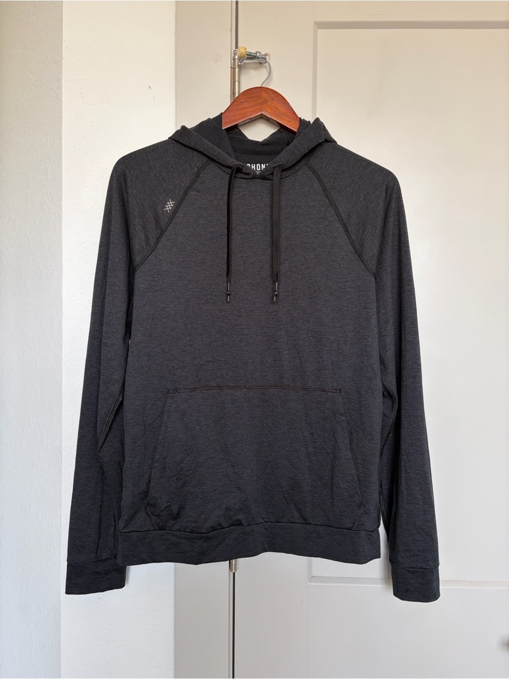 RHONE GREY LONG SLEEVE LIGHT HOODIE MENS SMALL